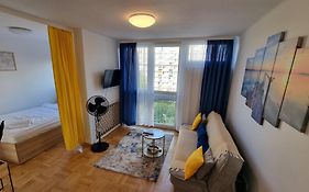 Like Home Flat G